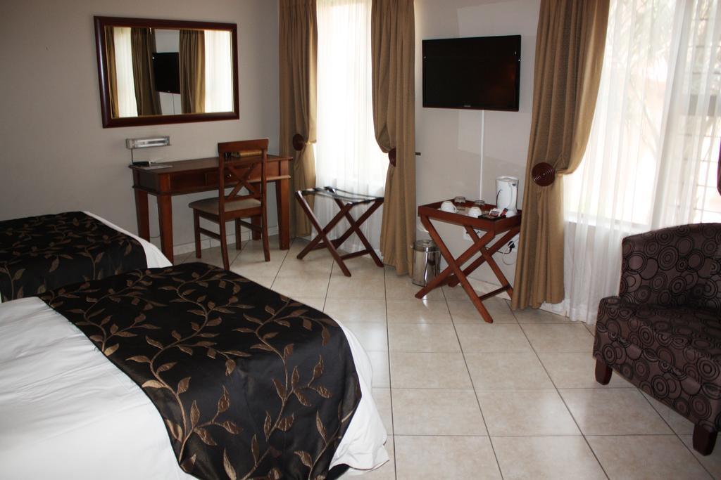 Eagles Nest 3* Johannesburg